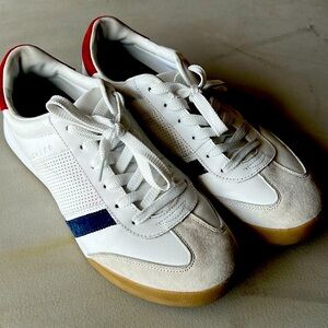 White retro sneakers men’s size 11.5